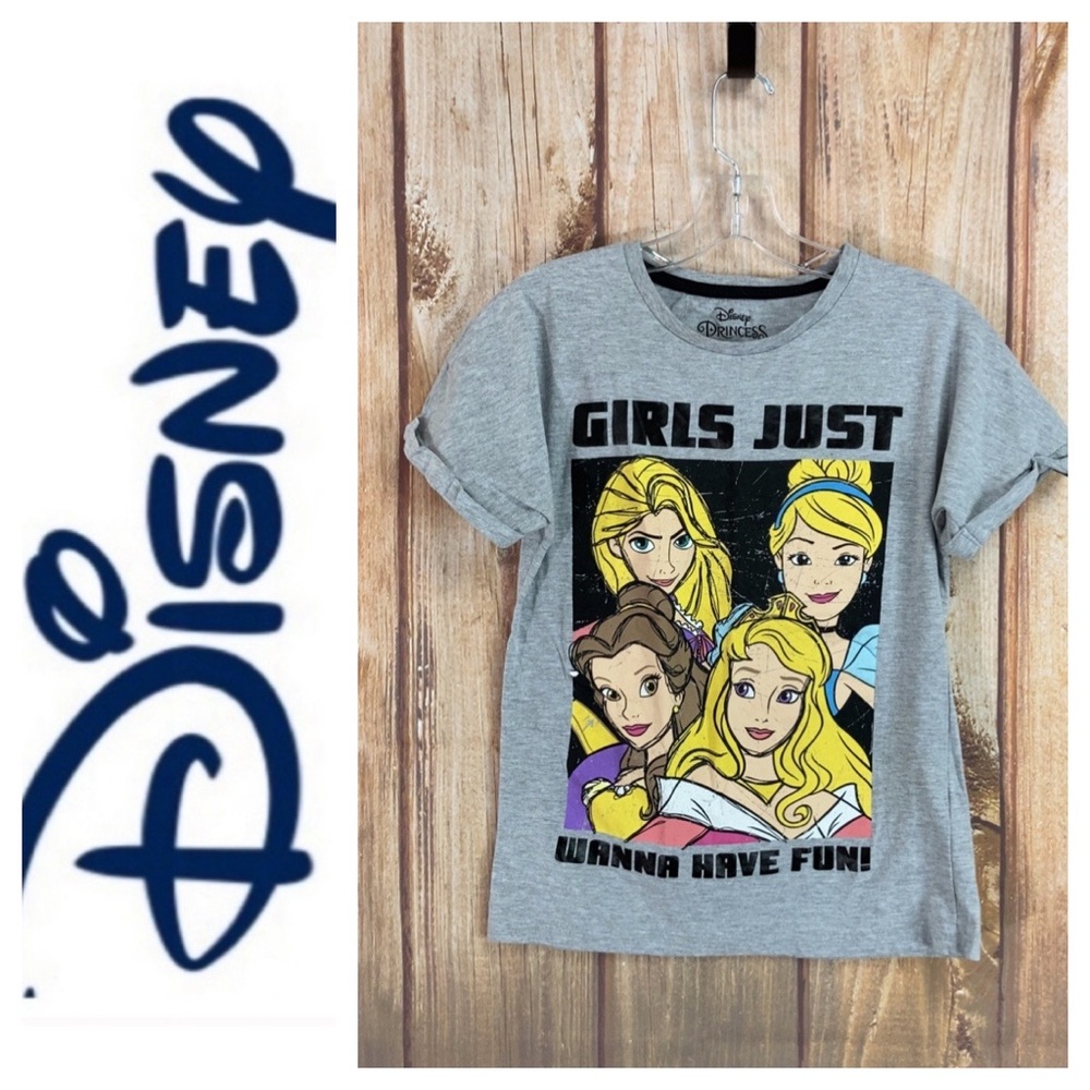 ➡️Disney Princess Girls Just Wanna Have Fun Gray Tee Size S